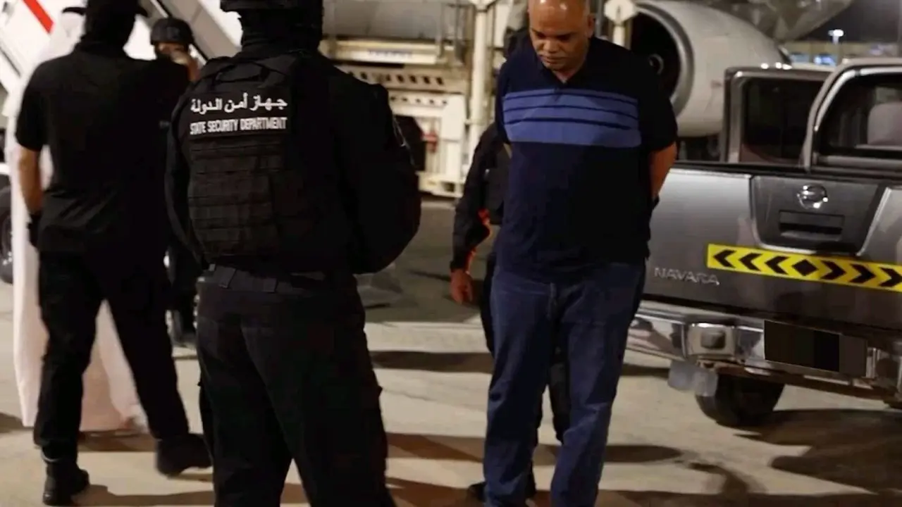 النائب العام في الإمارات يحيل 13 متهماً و6 شركات لأمن الدولة